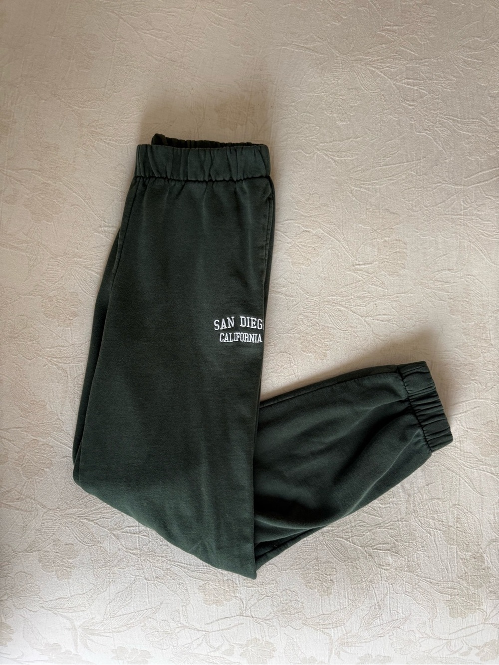 Brandy Melville "San Diego" Sweatpants in Forest Green